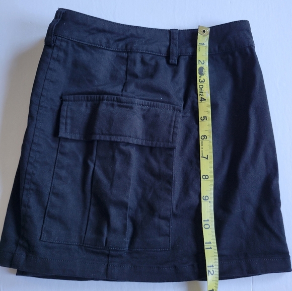 Black Cargo Mini Skirt. - Picture 3 of 7